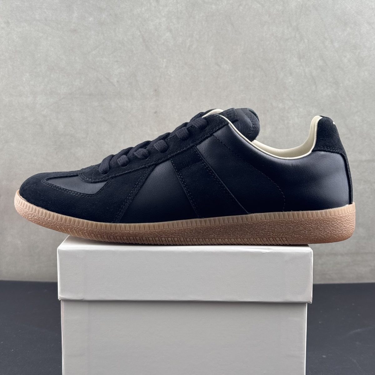 Maison Margiela GAT Modelo 13