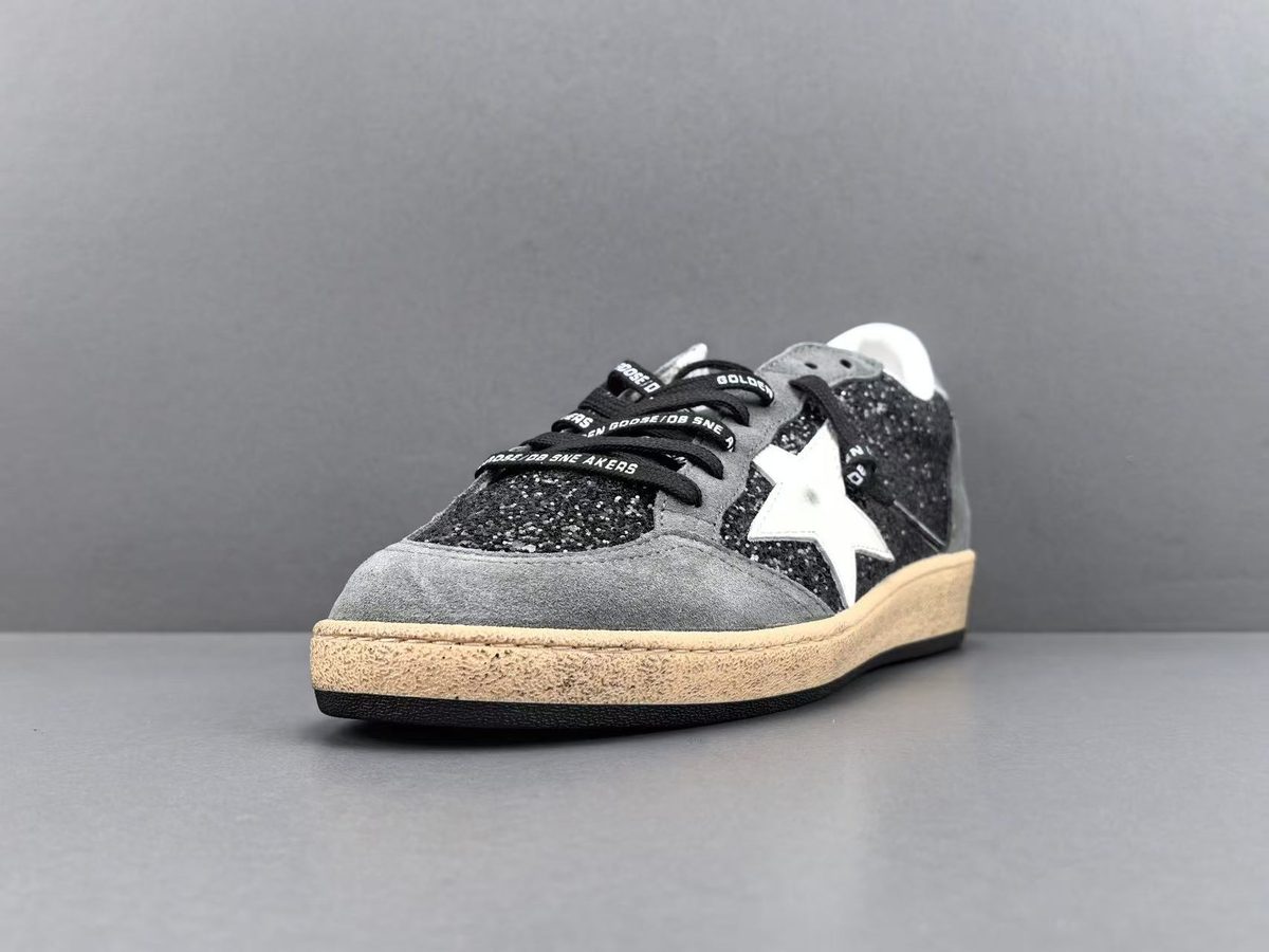 Golden Goose Super-Star Modelo 17