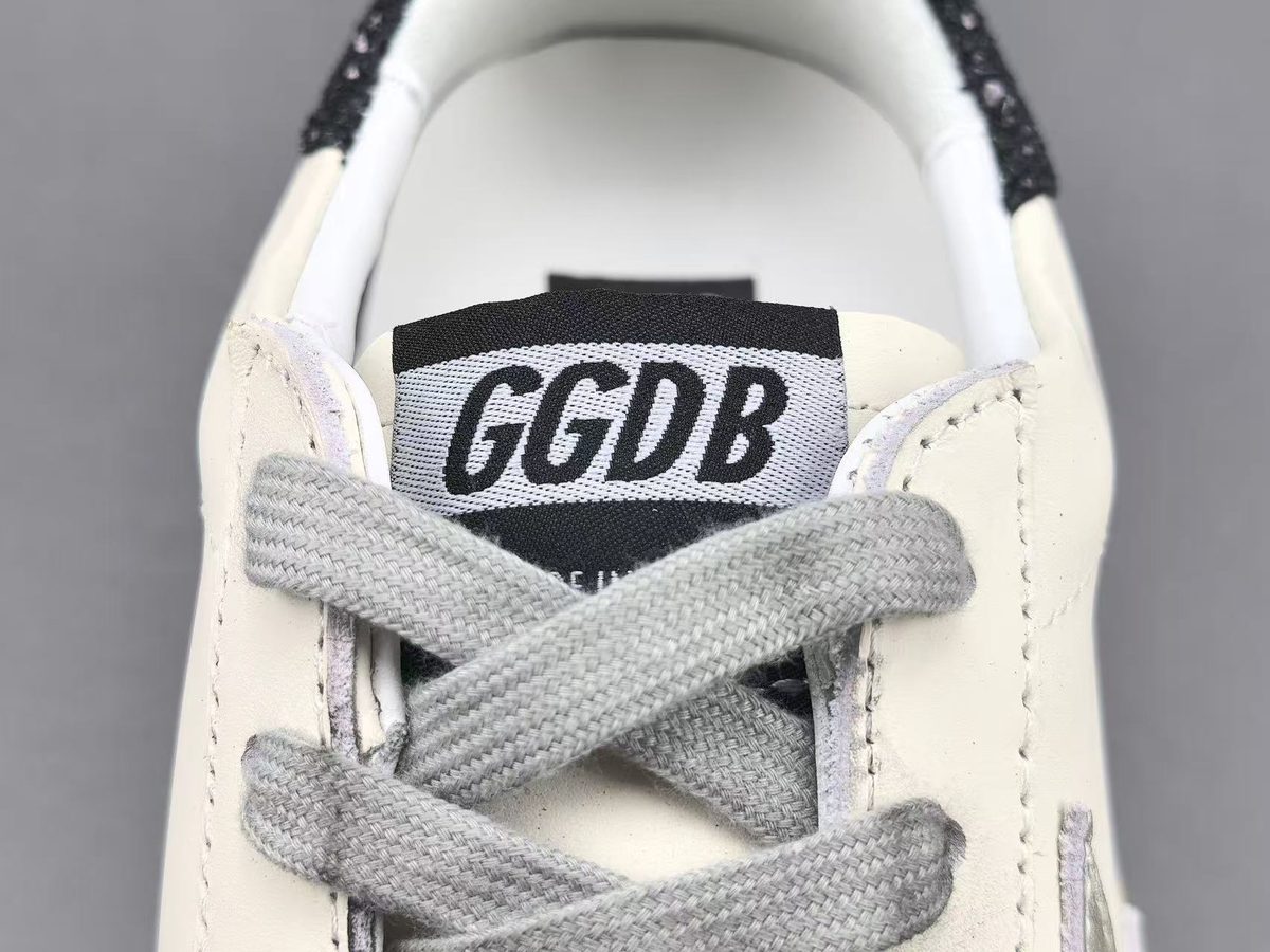 Golden Goose Super-Star Modelo 05
