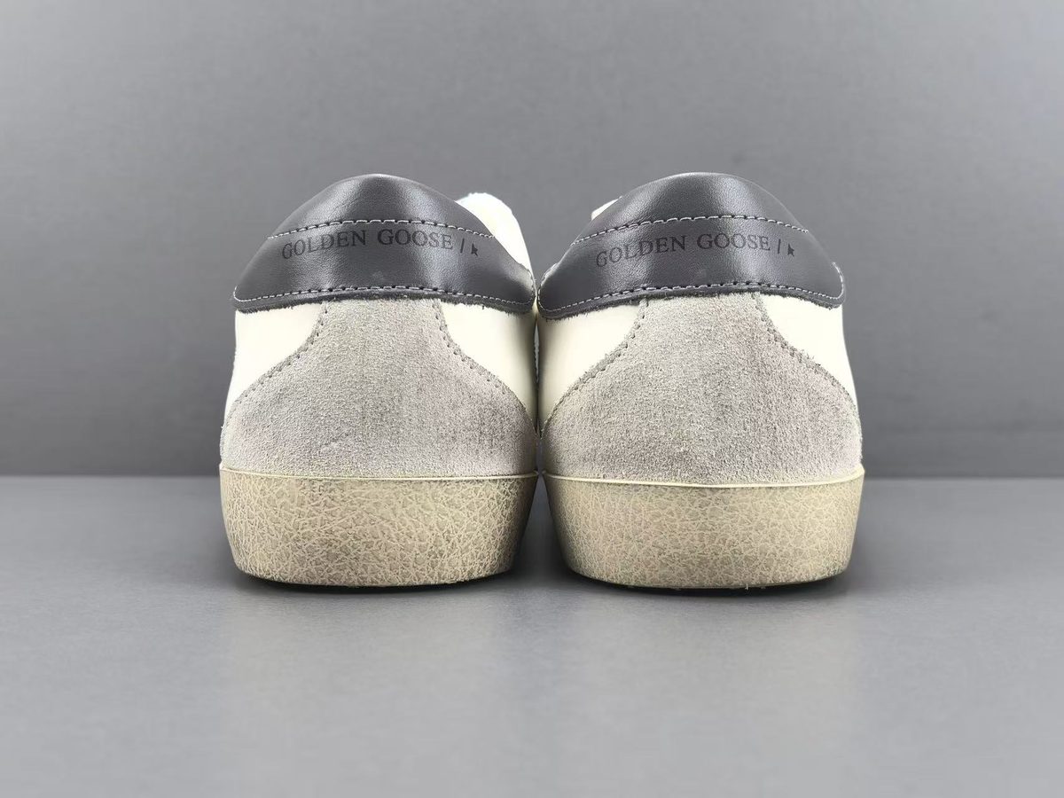 Golden Goose Super-Star Modelo 06