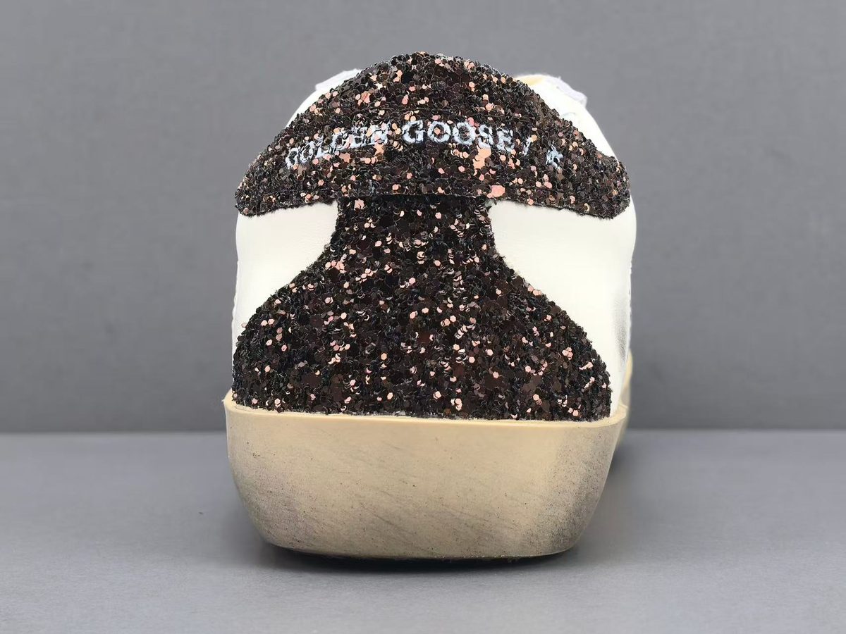 Golden Goose Super-Star Modelo 13