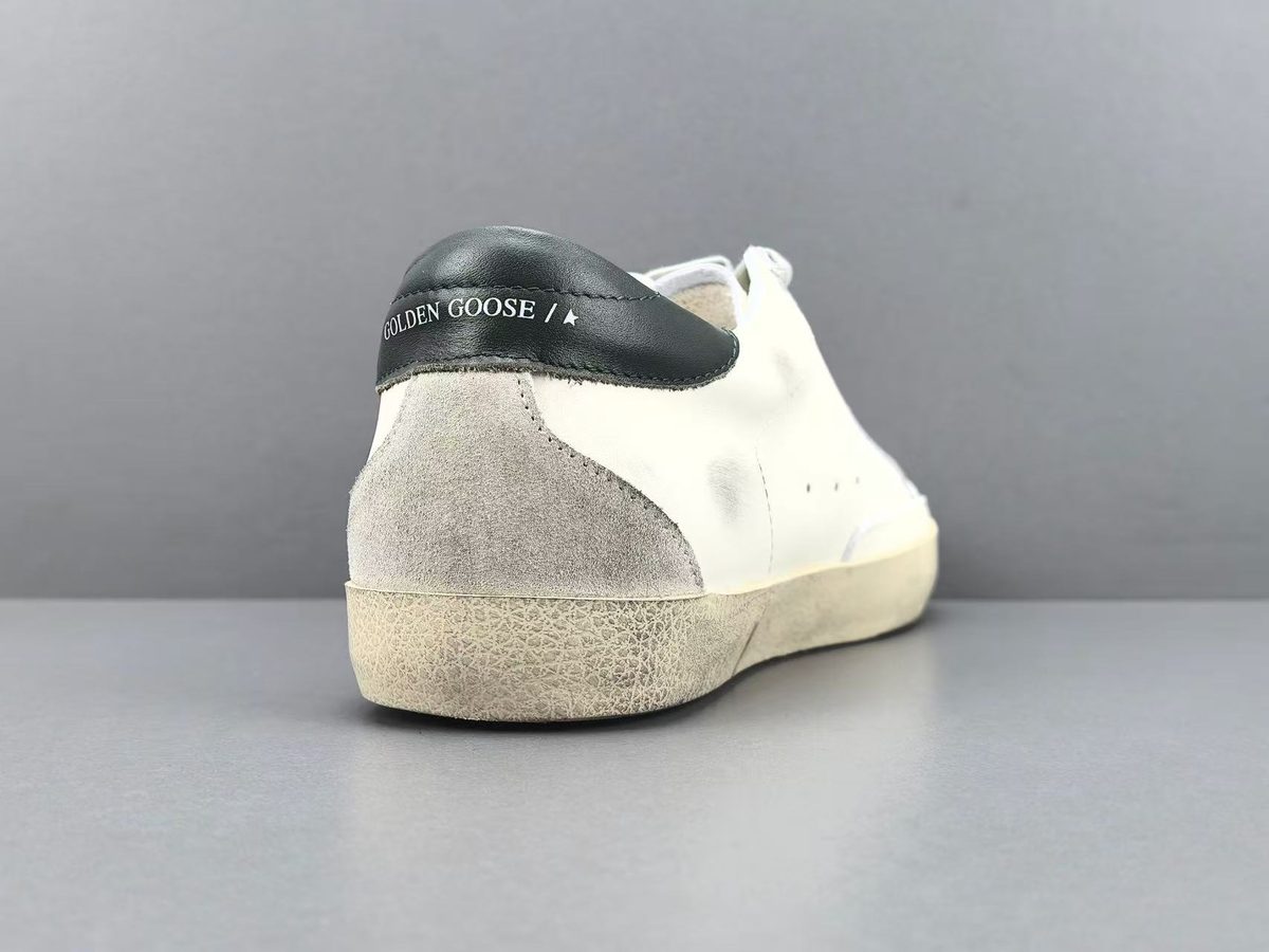 Golden Goose Super-Star Modelo 02