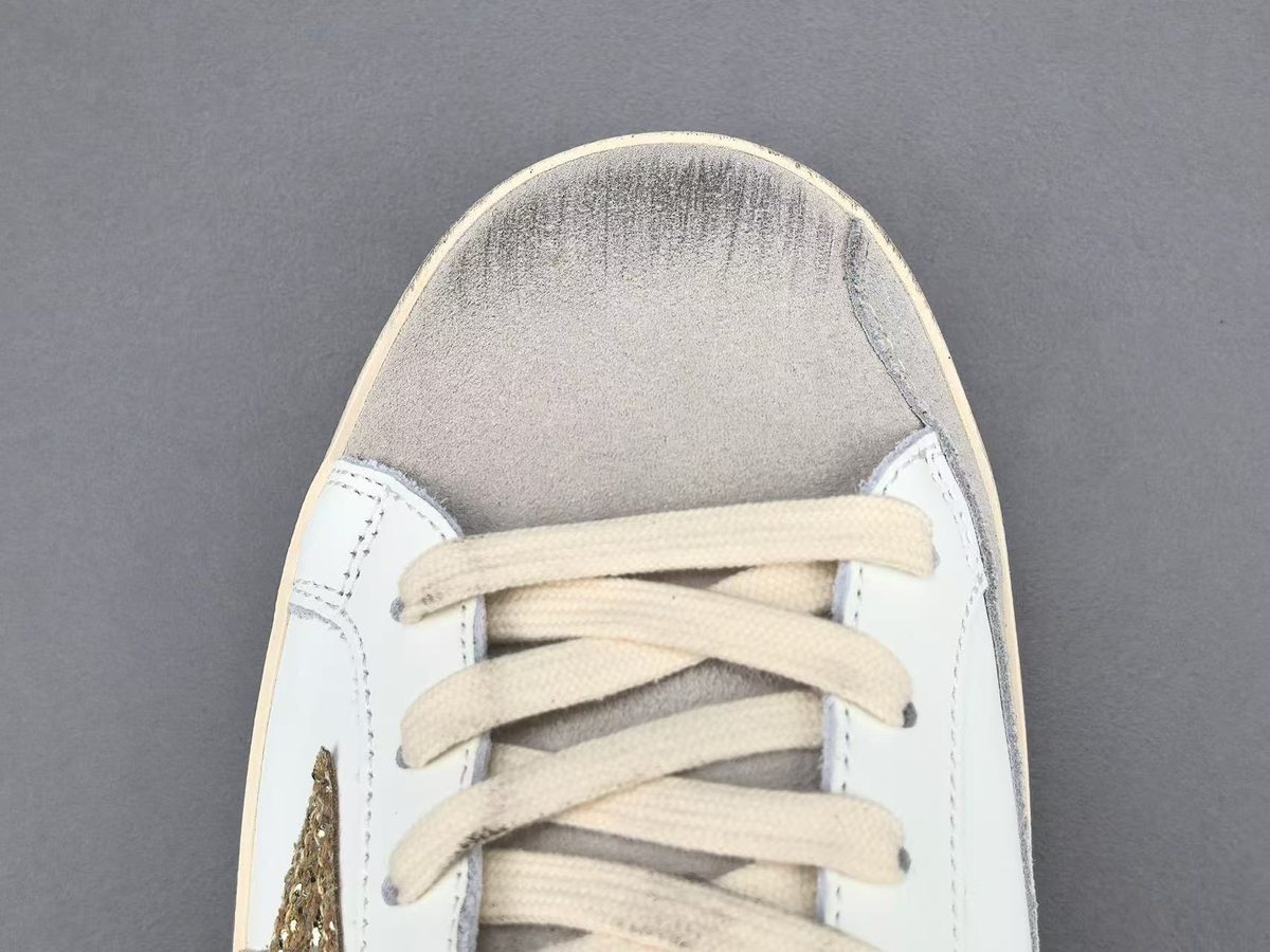 Golden Goose Super-Star Modelo 21