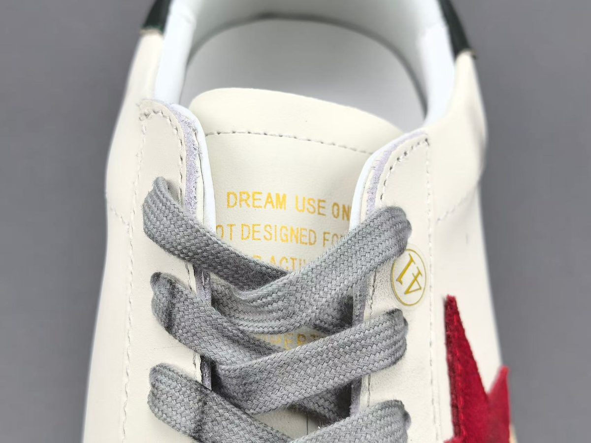 Golden Goose Super-Star Modelo 02