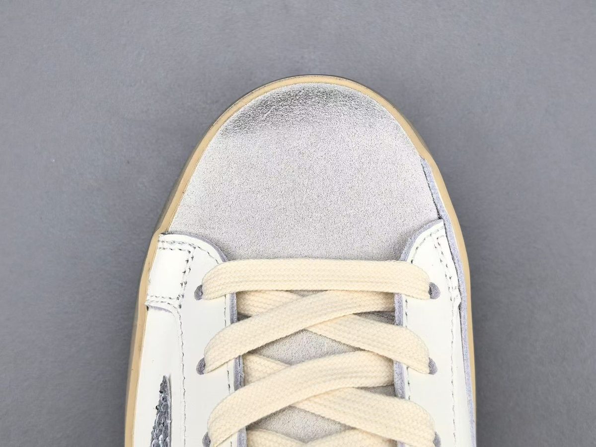 Golden Goose Super-Star Modelo 13