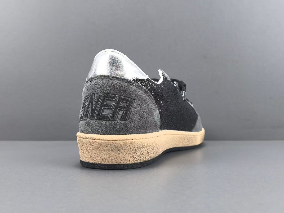 Golden Goose Super-Star Modelo 17