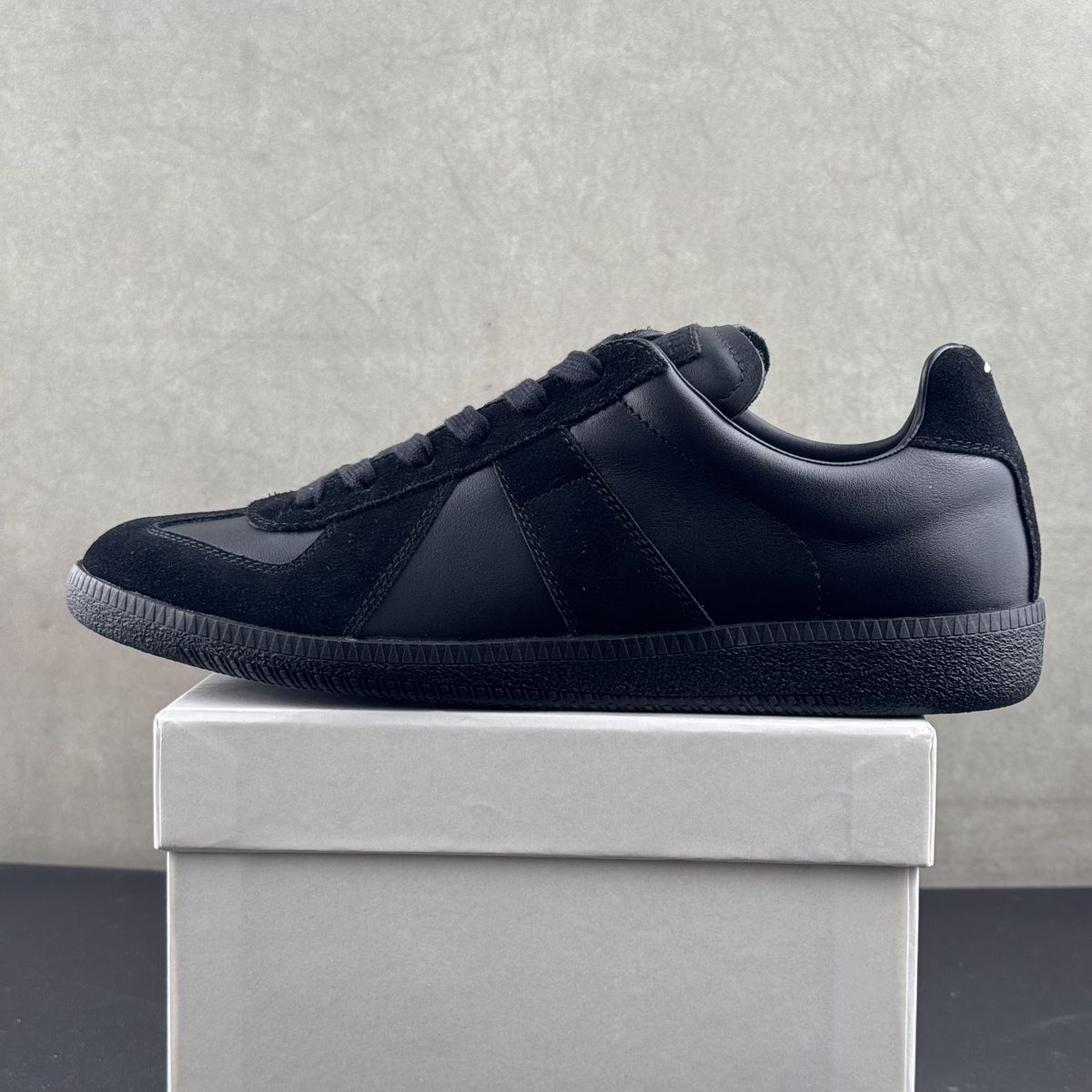 Maison Margiela GAT Modelo 12