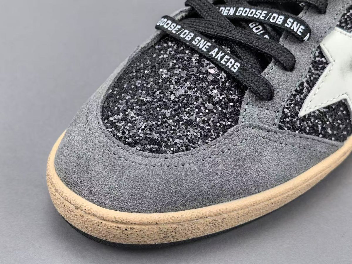 Golden Goose Super-Star Modelo 17