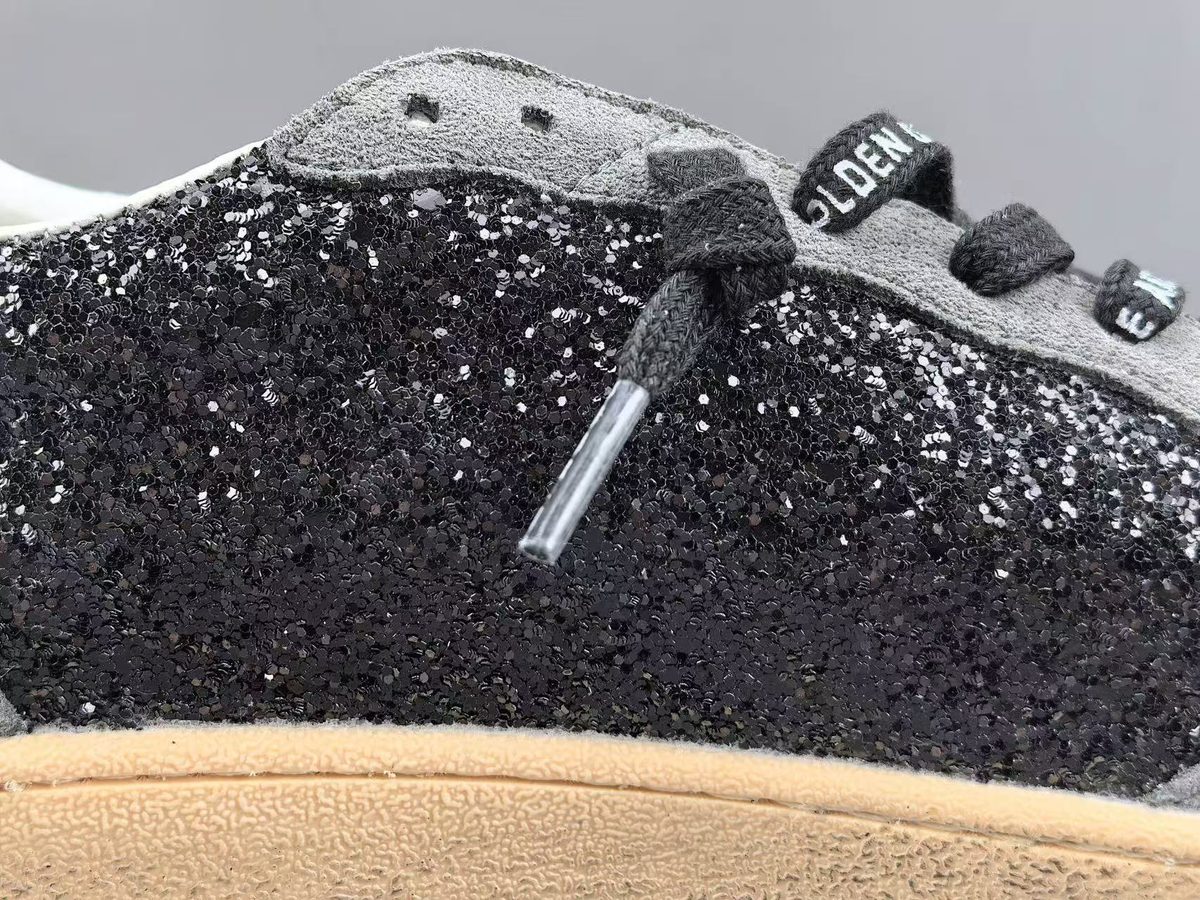 Golden Goose Super-Star Modelo 17
