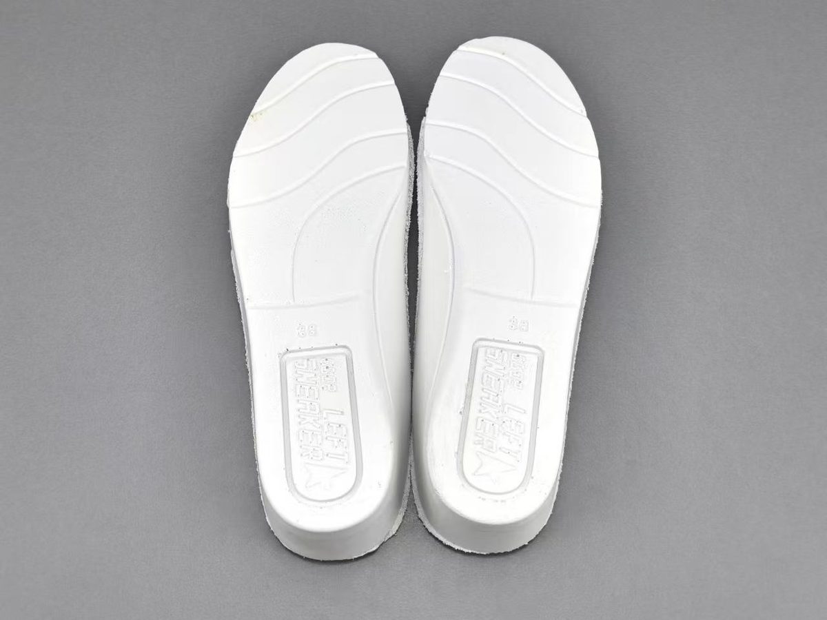 Golden Goose Super-Star Modelo 16