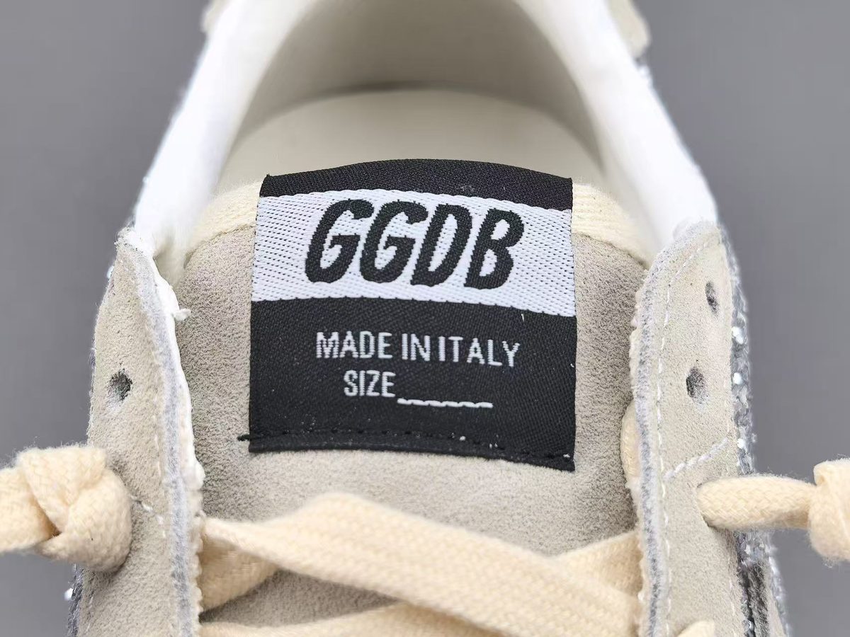 Golden Goose Super-Star Modelo 19