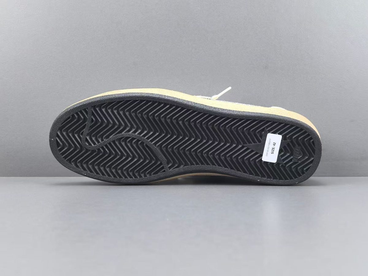 Golden Goose Super-Star Modelo 19