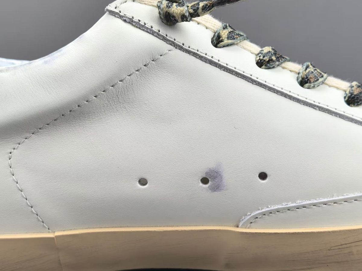 Golden Goose Super-Star Modelo 22