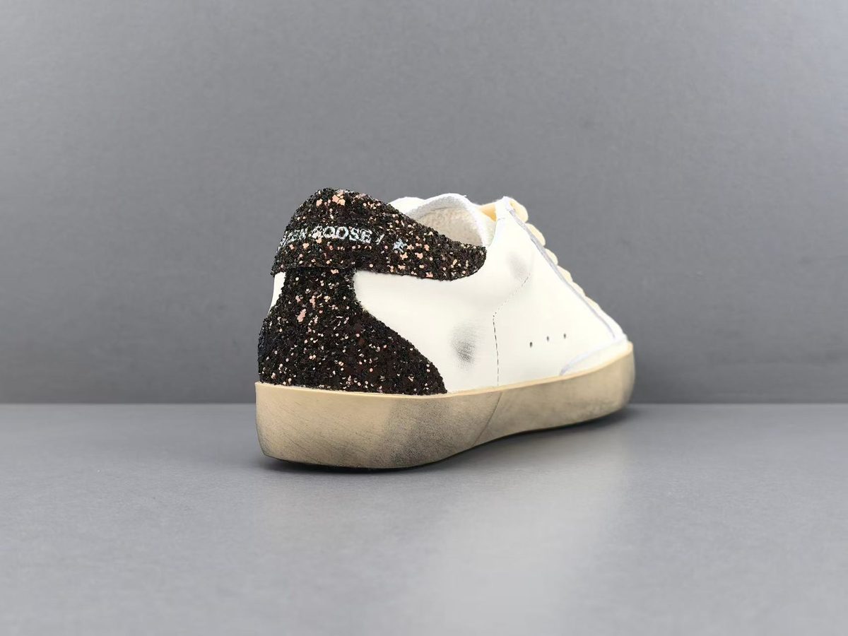 Golden Goose Super-Star Modelo 13