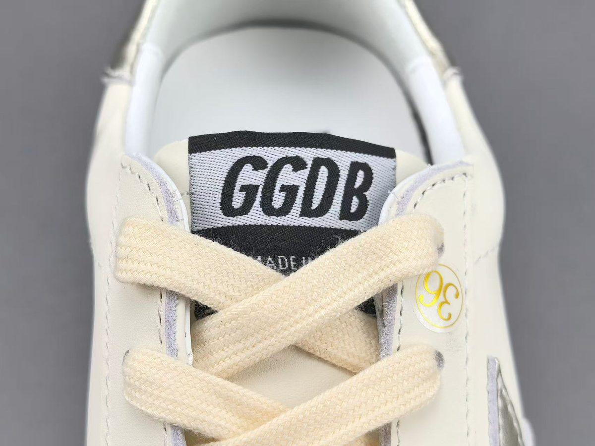 Golden Goose Super-Star Modelo 14