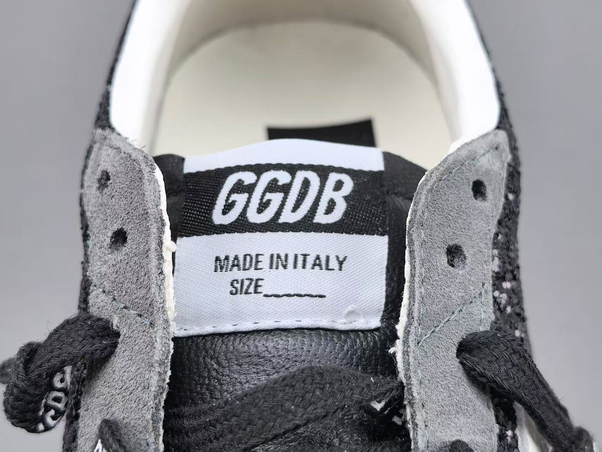 Golden Goose Super-Star Modelo 17