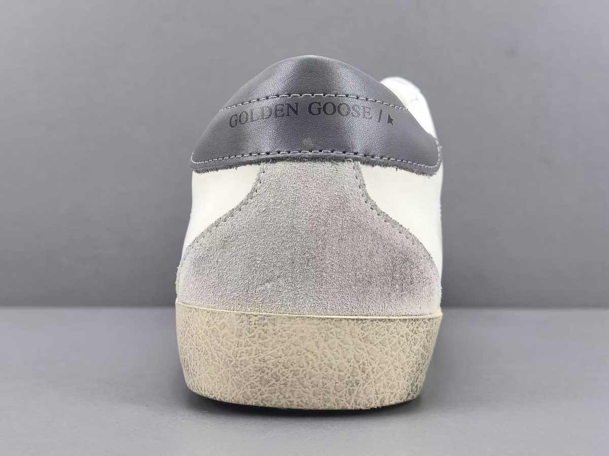 Golden Goose Super-Star Modelo 06